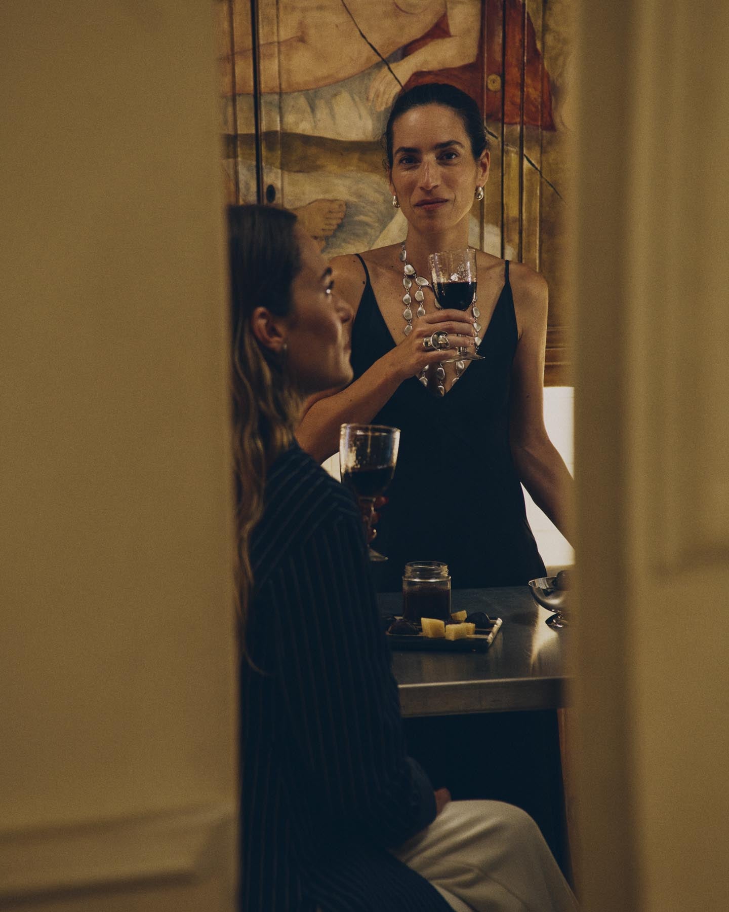 Weinglas Vinea aus transparentem Recyclingglas in Transparent präsentiert im Onlineshop von KAQTU Design AG. Wein- & Sektglas ist von Kave Home