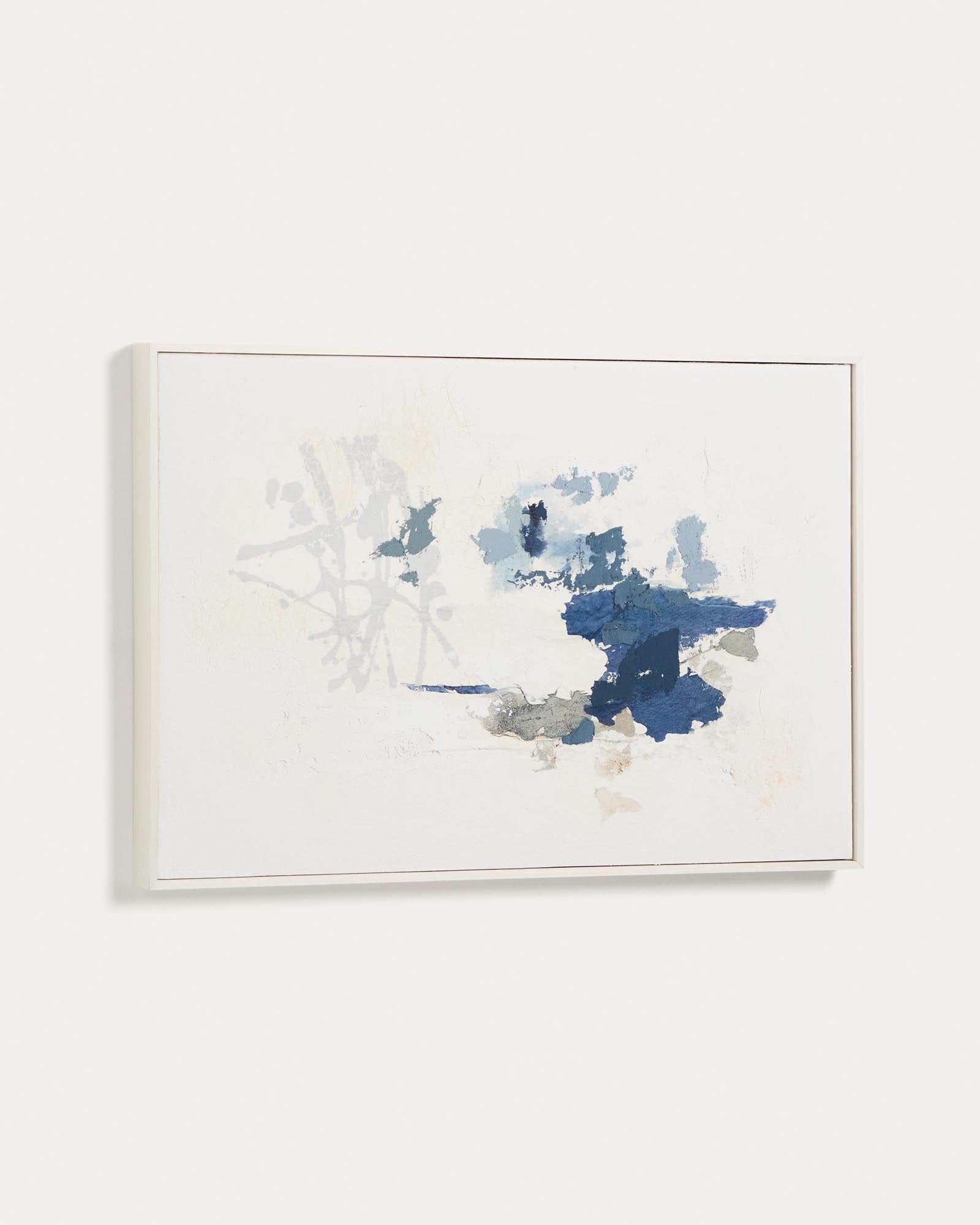 Abstraktes, handgemaltes Kunstwerk Erale in harmonischen Grau- und Blautönen, 60 x 90 cm, ideal für moderne Wohnräume von Kave Home.