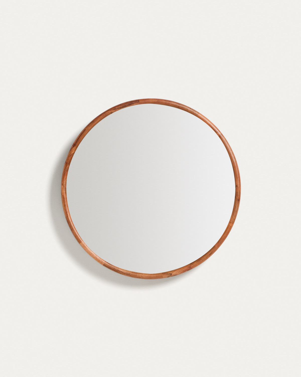 Spiegel Berale aus Akazienholz, Ø 49,5 cm in Braun präsentiert im Onlineshop von KAQTU Design AG. Wandspiegel ist von Kave Home