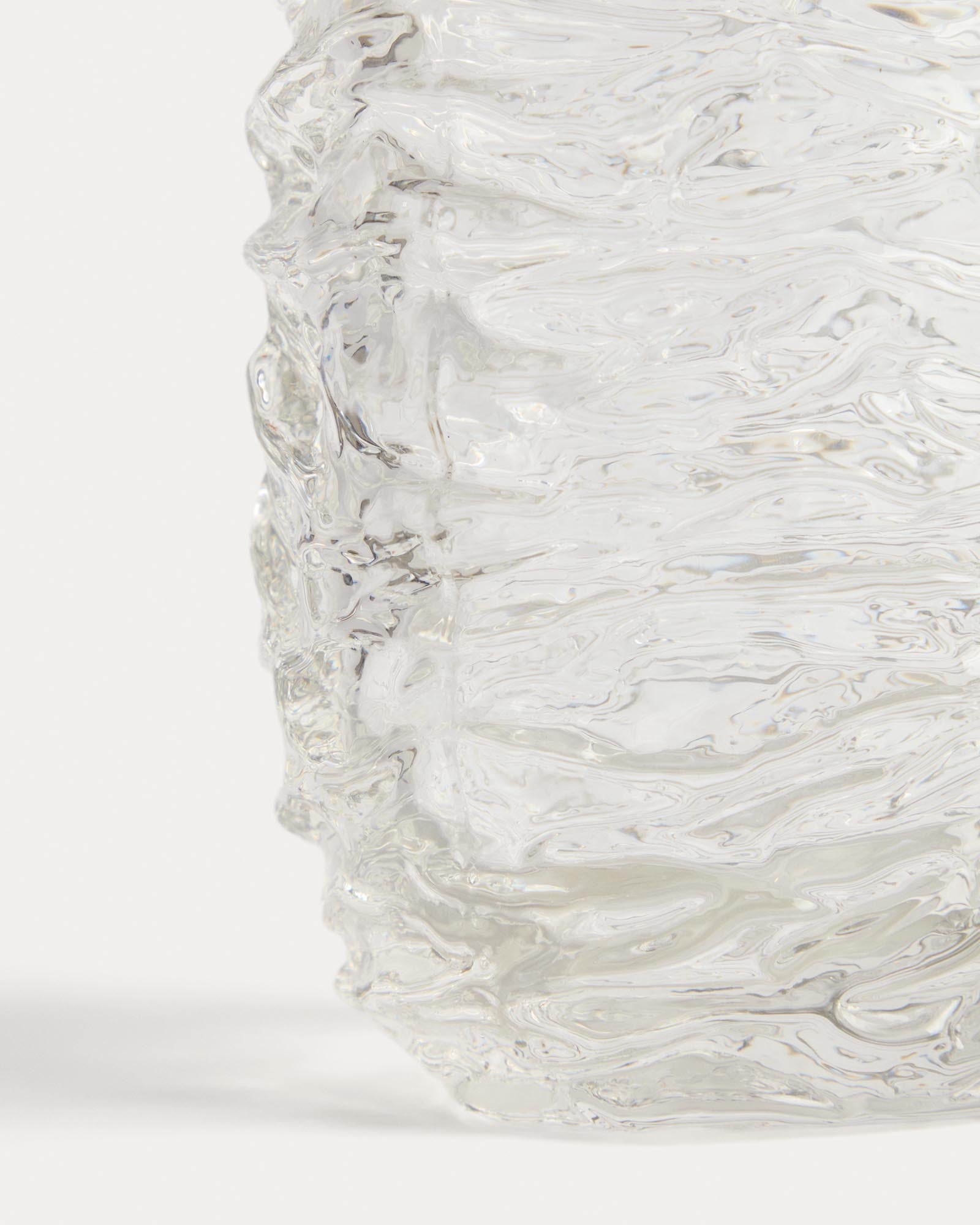 Transparente Glasvase Vorma, 29,5 cm hoch, perfekt für florale Arrangements und als modernes Deko-Element in jedem Raum.