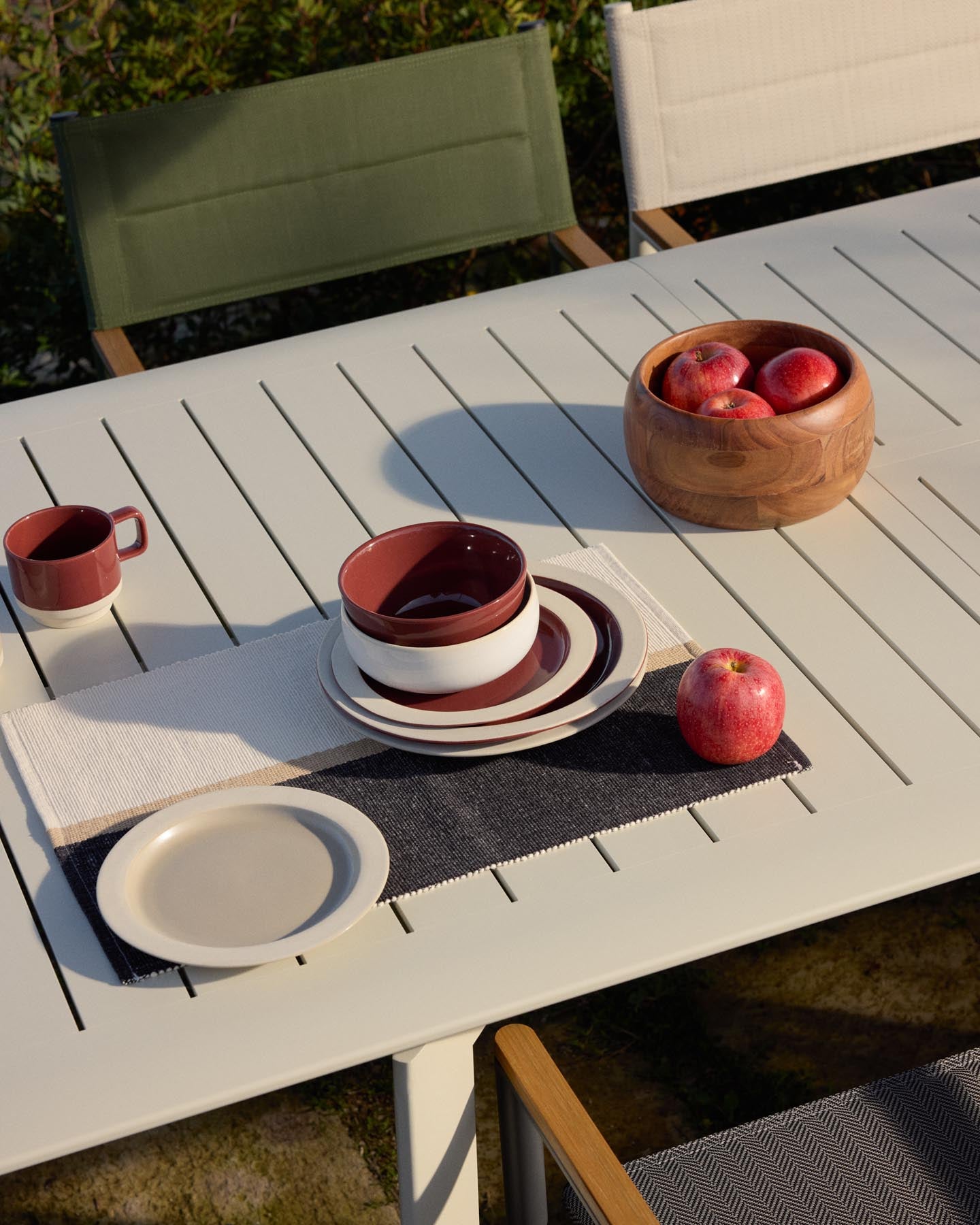 Kleine Schale Malor aus Akazienholz in Braun präsentiert im Onlineshop von KAQTU Design AG. Schale ist von Kave Home