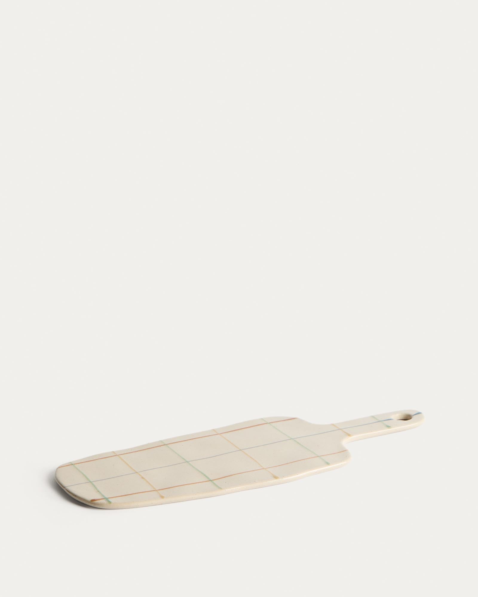 Servierbrett Belor aus Keramik mit bunten Linien, 36 x 13,8 cm  in Weiss präsentiert im Onlineshop von KAQTU Design AG. Servierplatten ist von Kave Home