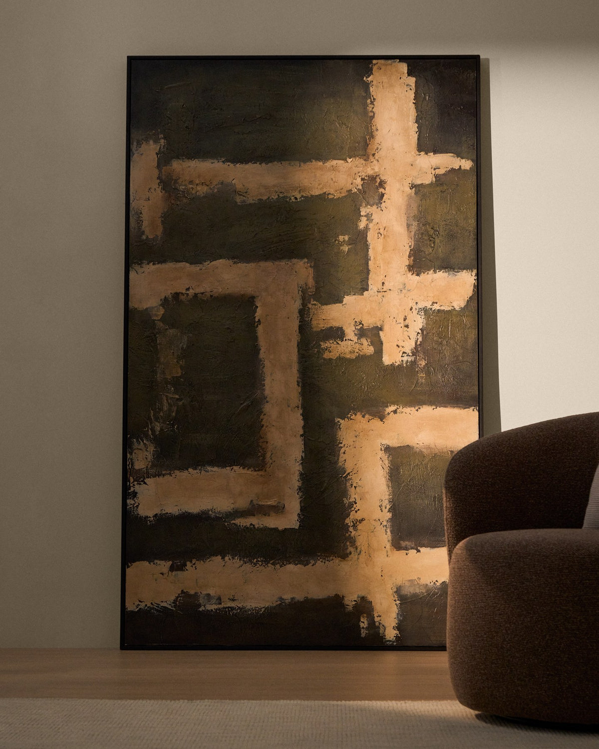 Abstraktes Wandbild Emeri aus Kiefernholz und Segeltuch in Oliv- und Beigetönen, handgemalt, Masse 120 x 200 cm, dunkelgrüner Farbton.