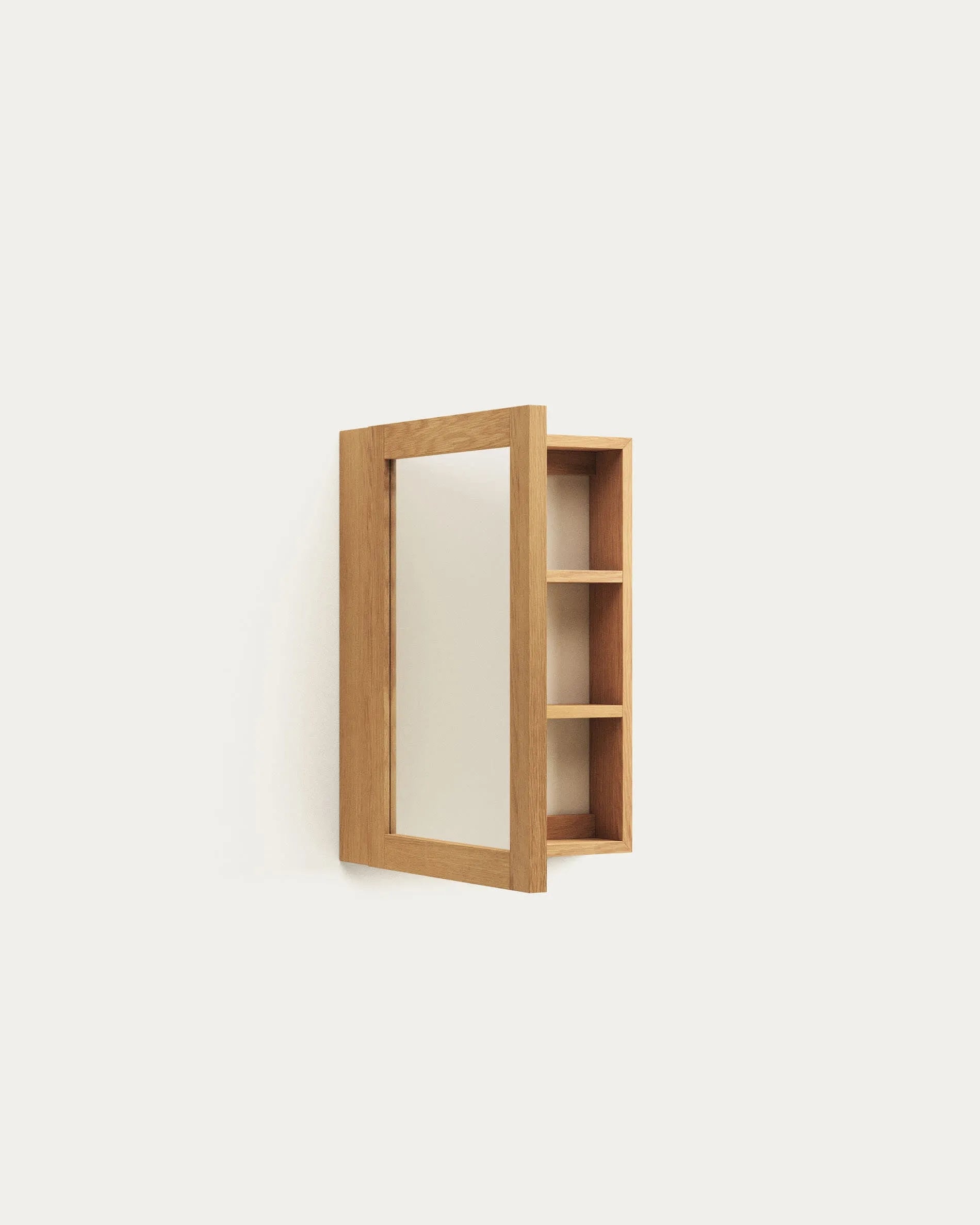 Eleganter Badezimmerschrank aus Teakholz mit integriertem Spiegel, ideal für stilvolle und funktionale Raumgestaltung.