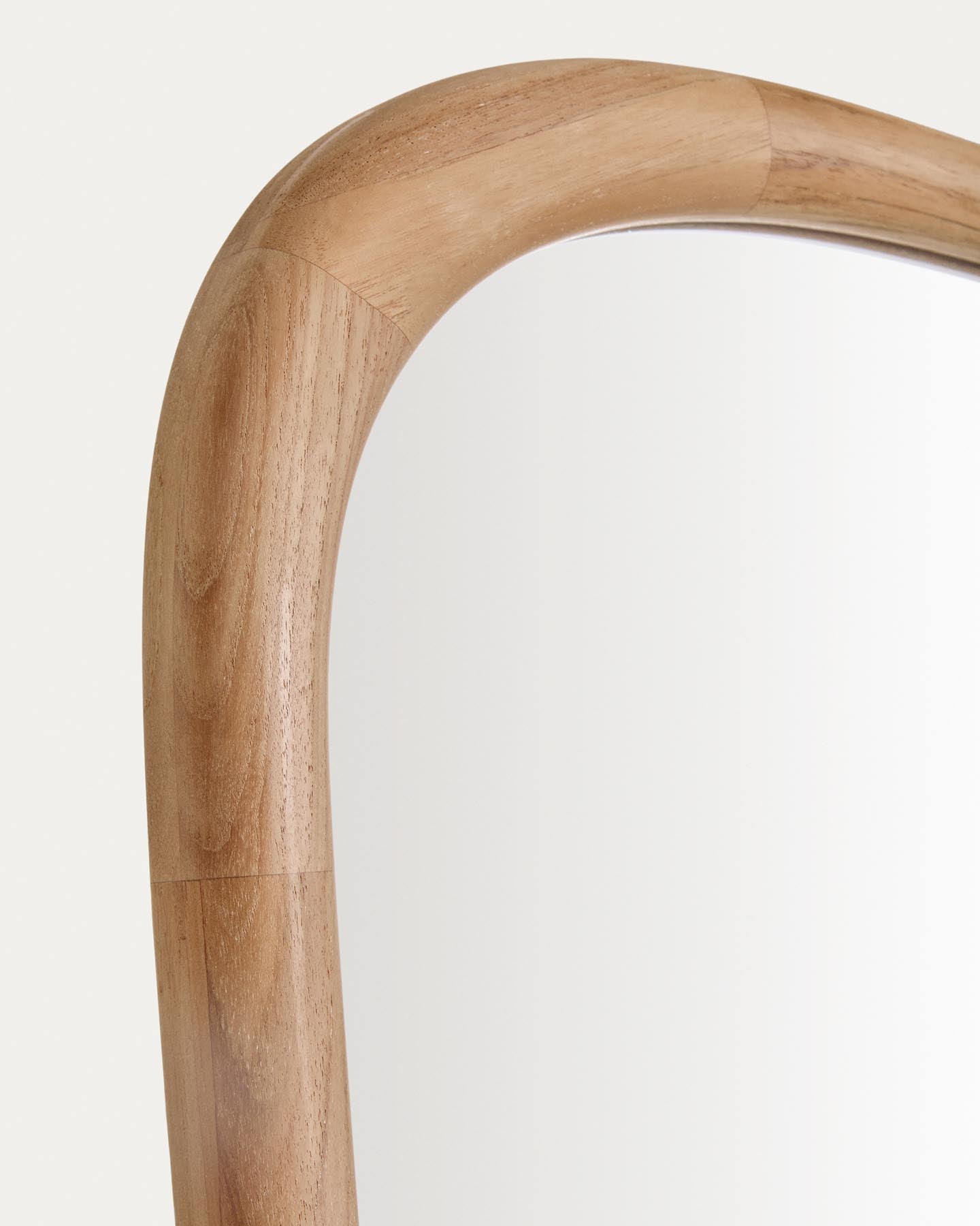 Spiegel Alura aus Teakholz 158 x 61 cm FSC 100 % in Braun präsentiert im Onlineshop von KAQTU Design AG. Spiegel ist von Kave Home