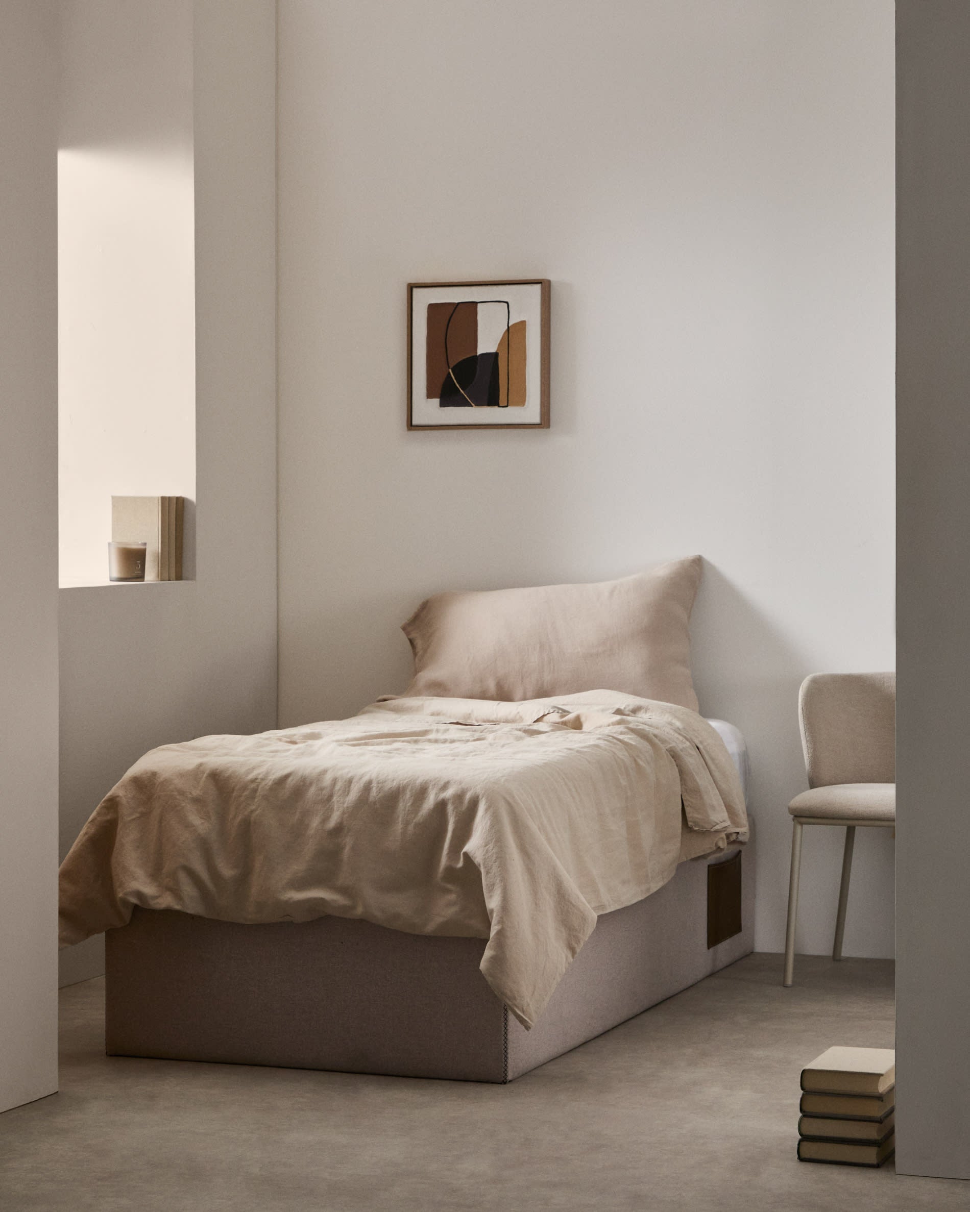 Matters Bettgestell von Kave Home, beige, klappbar, passend für 90x190 cm Matratzen. Praktisch, elegant und platzsparend.