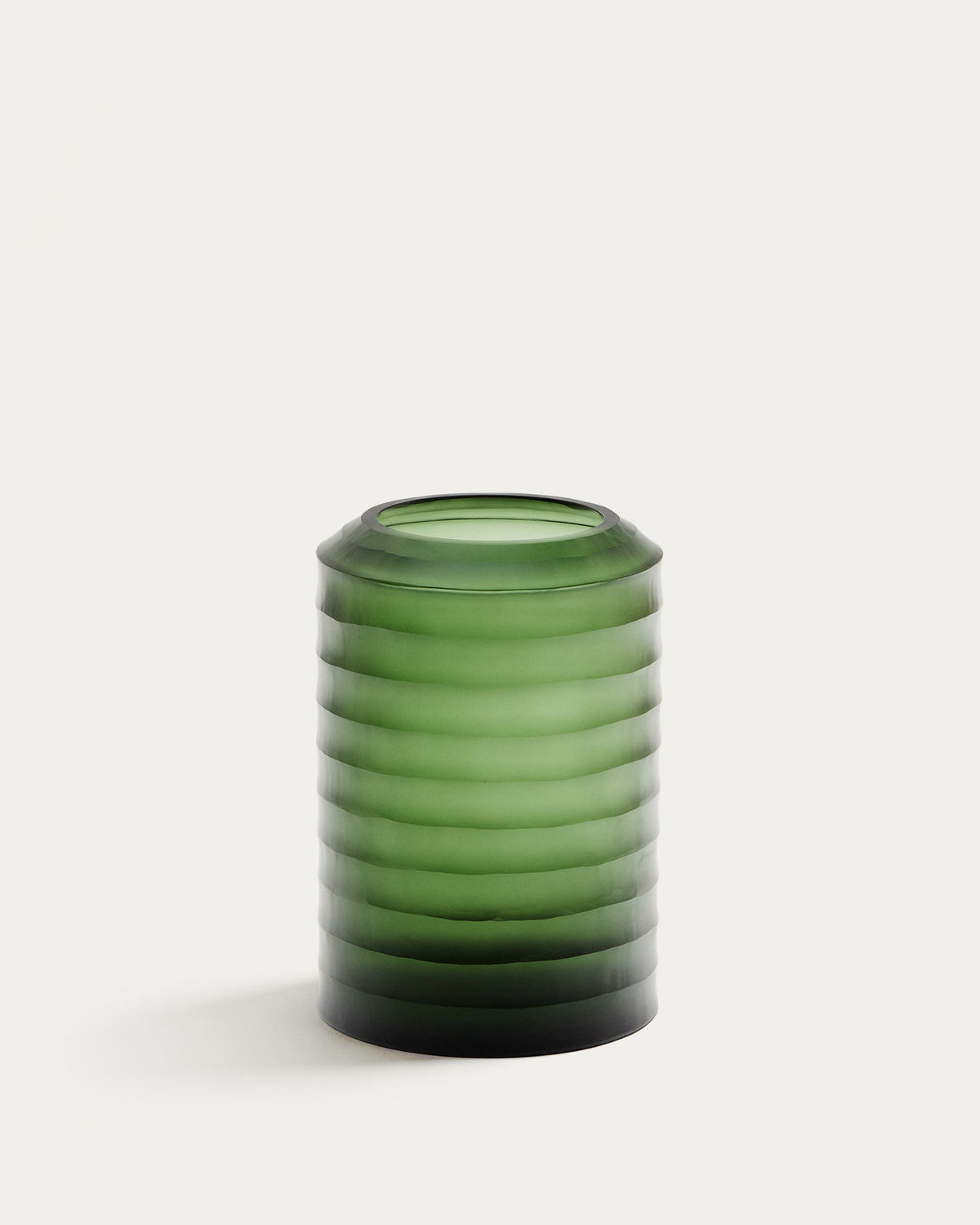 Vase Bunce aus recyceltem Glas grün 25 cm in Grün präsentiert im Onlineshop von KAQTU Design AG. Vase ist von Kave Home