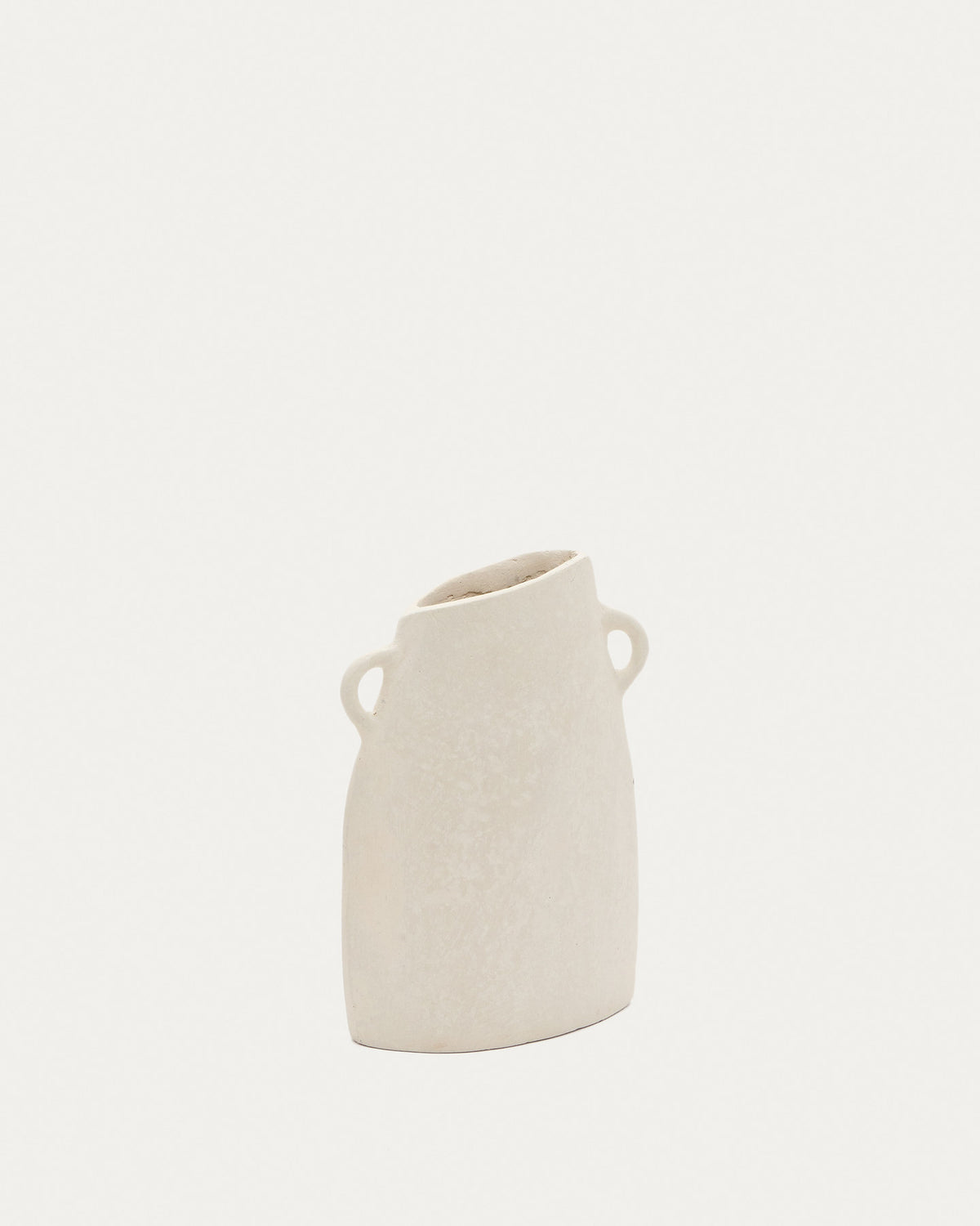 Vase Neti aus weissem Pappmaché 27 cm in Weiss präsentiert im Onlineshop von KAQTU Design AG. Vase ist von Kave Home