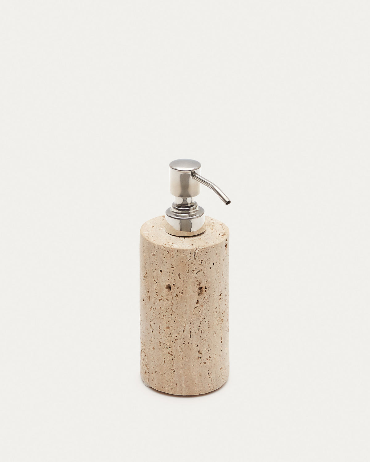Macre Seifenspender aus Travertin in Beige in Beige präsentiert im Onlineshop von KAQTU Design AG. Badzubehör ist von Kave Home