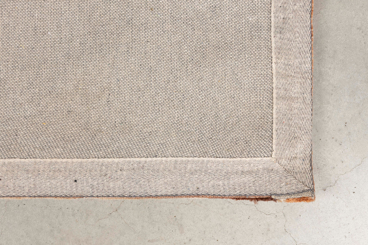 Carpet Maron 200x300 in Rot präsentiert im Onlineshop von KAQTU Design AG. Teppich ist von Dutchbone