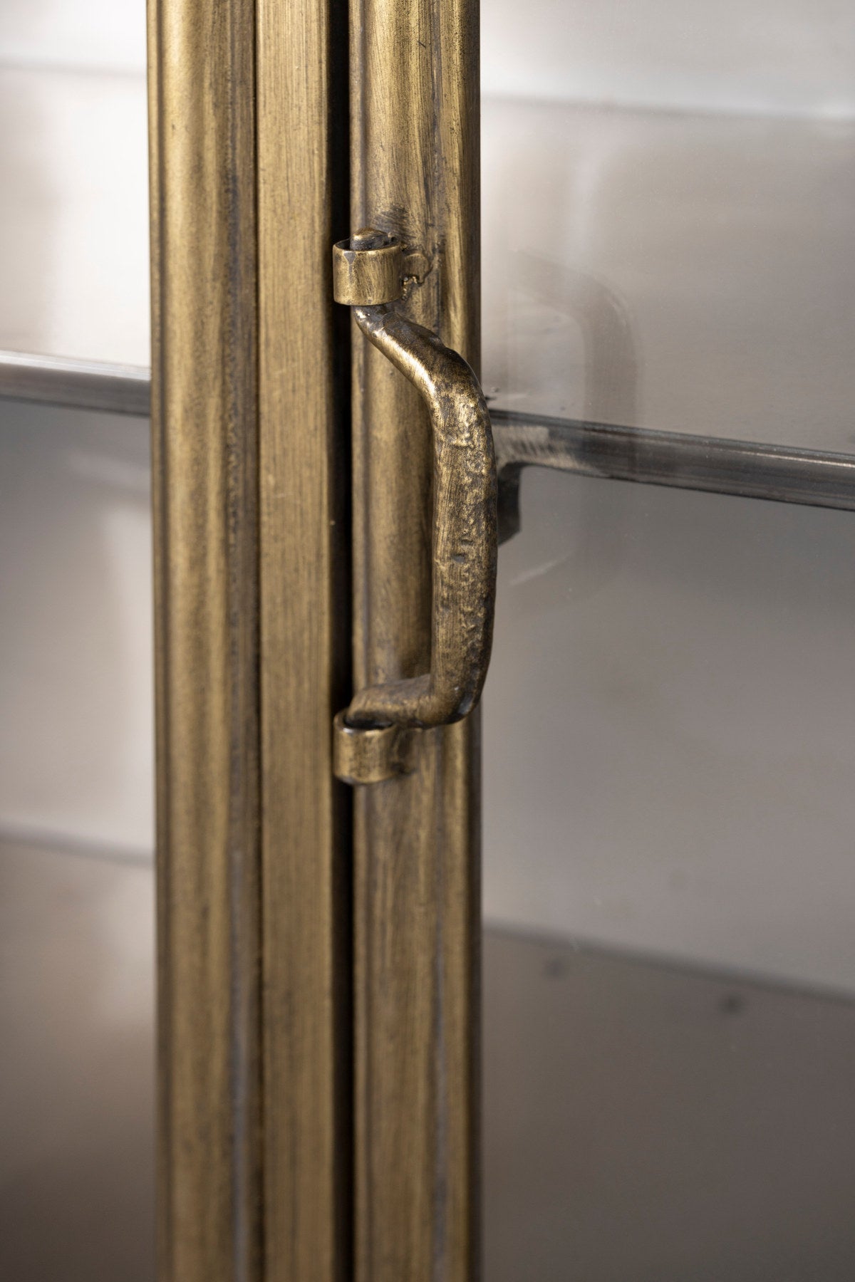 Gertlush Sideboard in Gold präsentiert im Onlineshop von KAQTU Design AG. Sideboard ist von Dutchbone