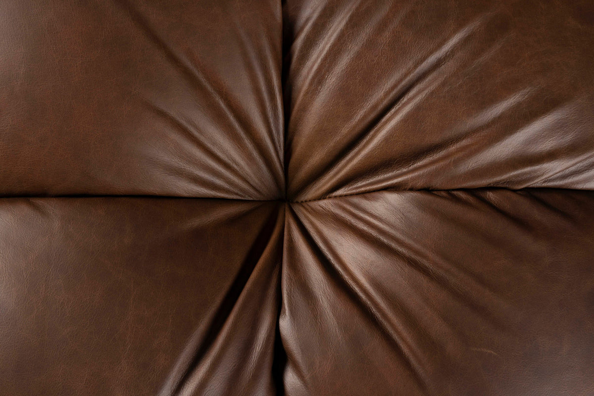 Sofa Hackman 3-Sitzer in Chocolate präsentiert im Onlineshop von KAQTU Design AG. 3er Sofa ist von Dutchbone