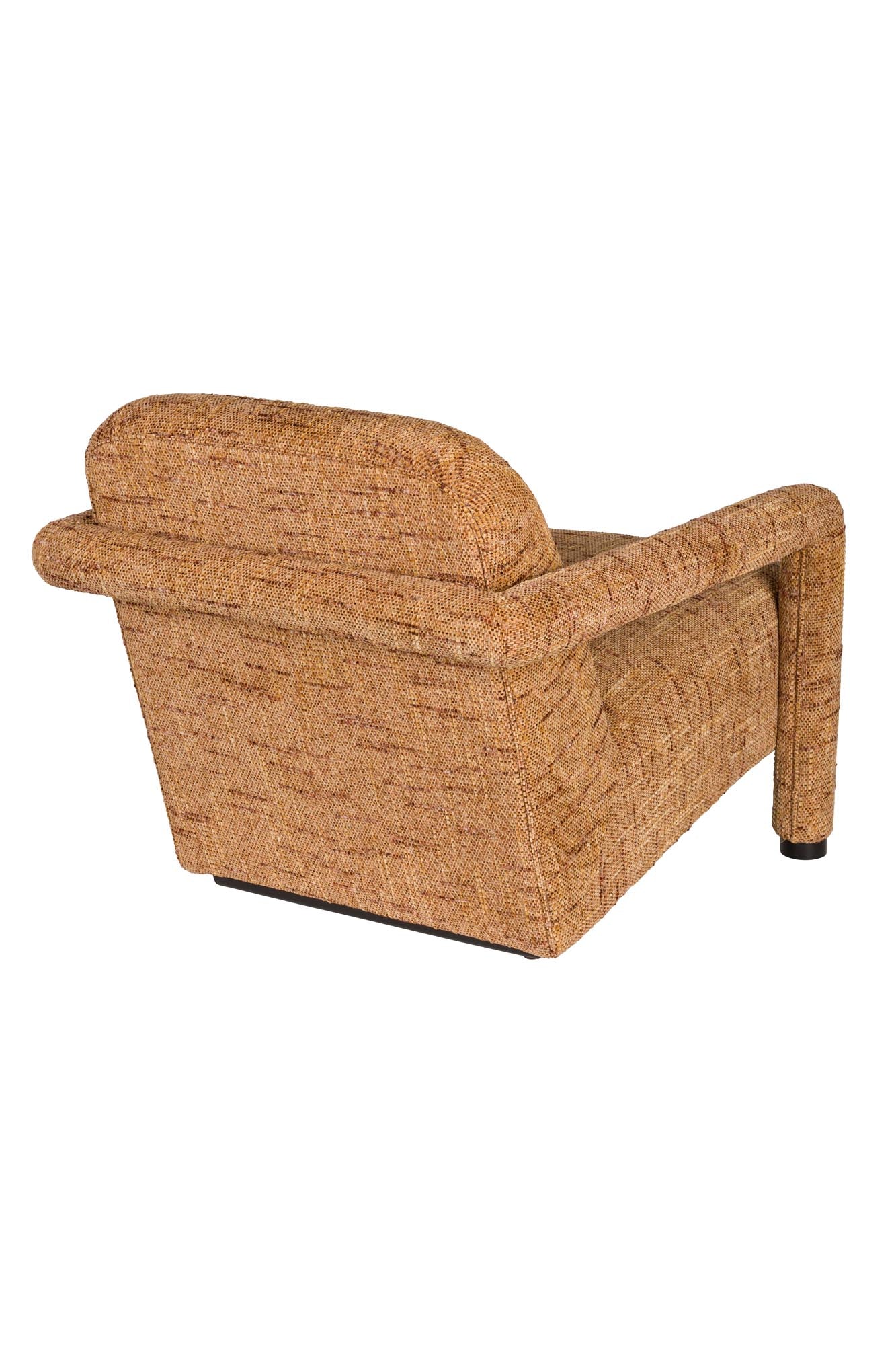 Der Sessel Kent Ochre von Dutchbone bietet stilvollen Komfort und einladendes Design. Perfekt für entspannte Momente in Ihrem Wohnraum.