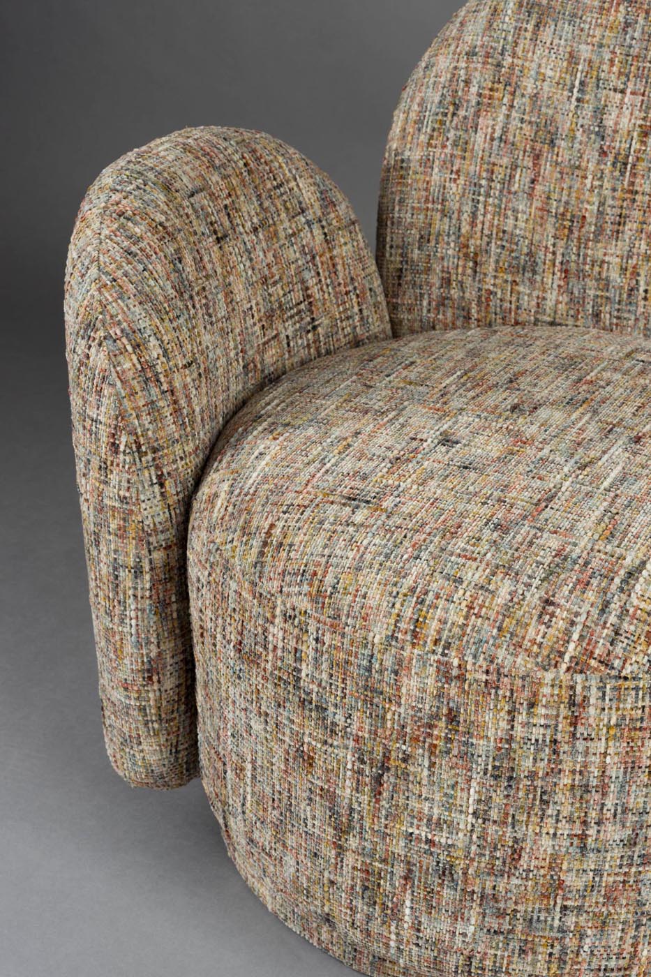 Sessel Rose Multicolour in Beige präsentiert im Onlineshop von KAQTU Design AG. Sessel ist von Dutchbone
