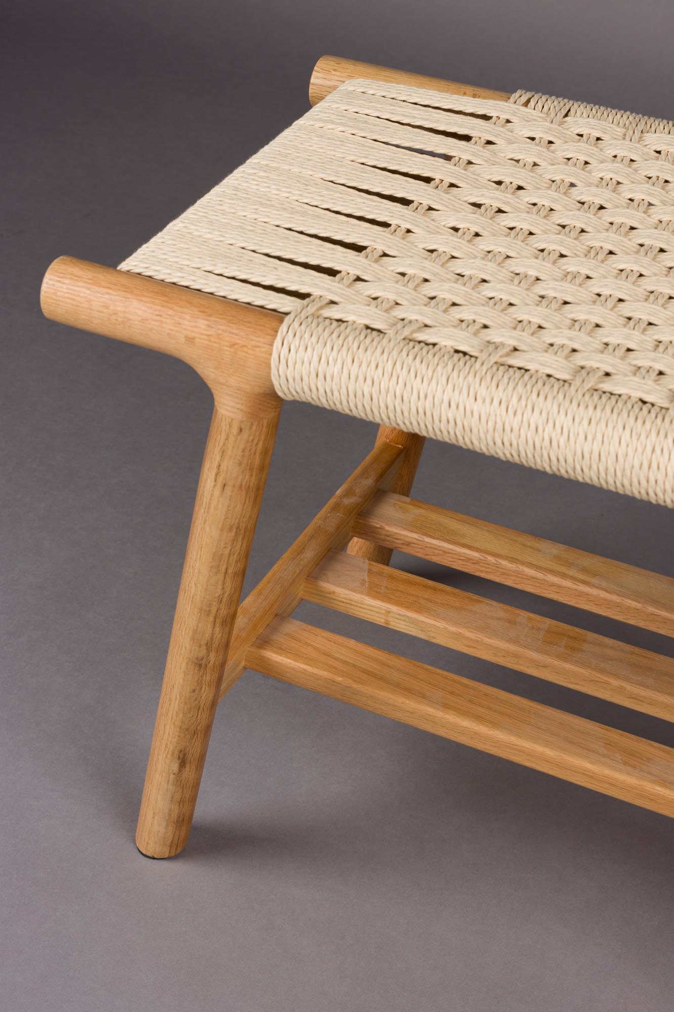 Hocker Kintaro in Natural präsentiert im Onlineshop von KAQTU Design AG. Hocker ist von Dutchbone