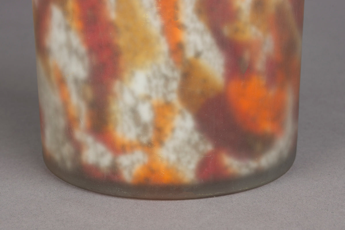 Mehrfarbige Vase Earl aus mattem Glas mit warmen, ineinander übergehenden Farbtönen