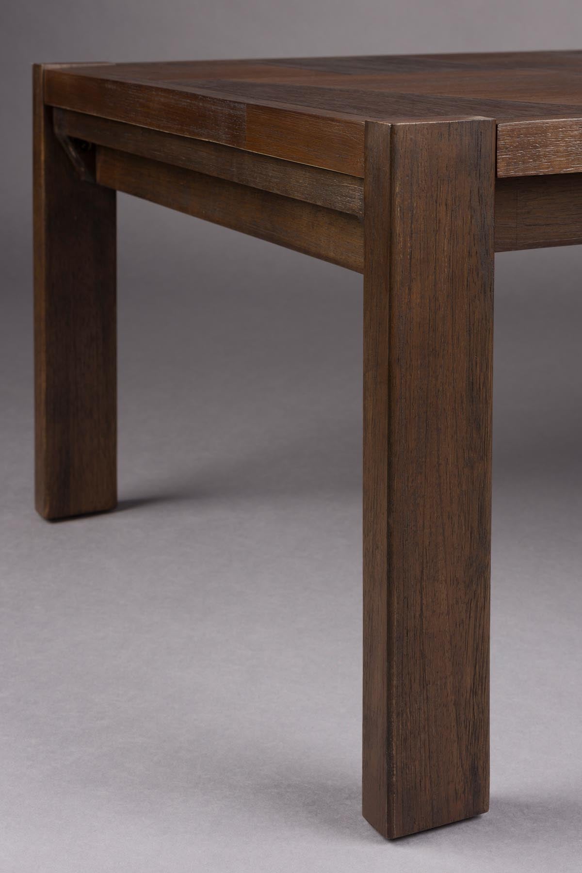 Eleganter Couchtisch Bruneau von Dutchbone in warmem Braun, ideal für stilvolle Wohnräume und gesellige Abende.