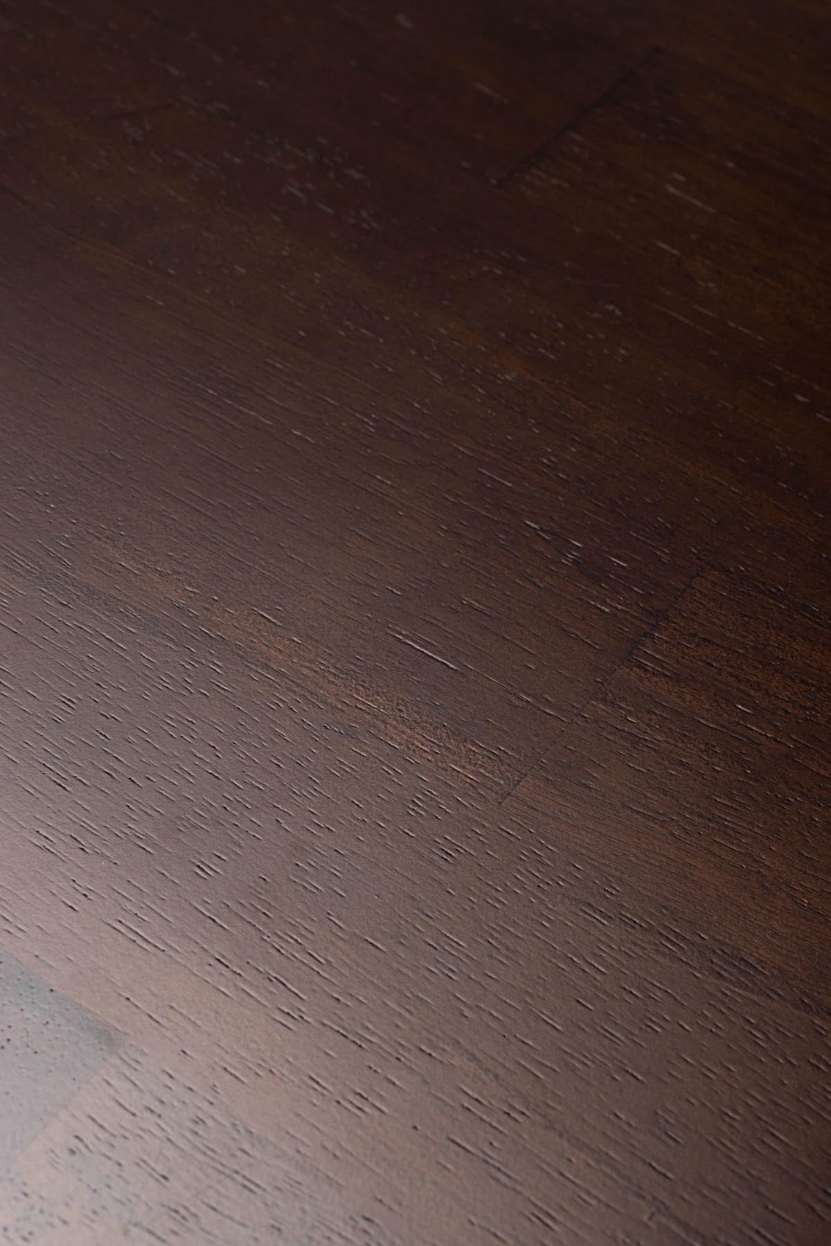 Esstisch Elroy in Braun präsentiert im Onlineshop von KAQTU Design AG. Esstisch ist von Dutchbone