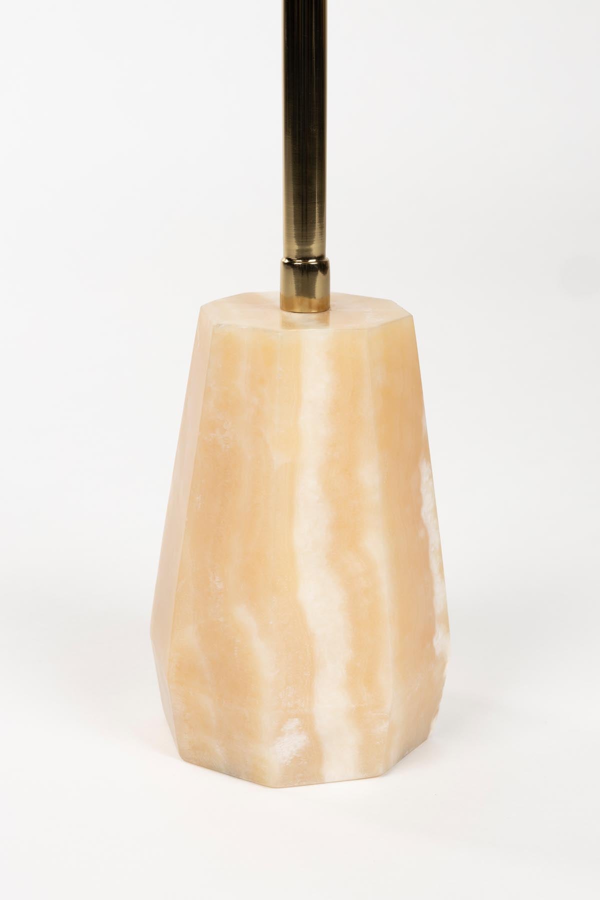 Beistelltisch Onno in Gelb präsentiert im Onlineshop von KAQTU Design AG. Beistelltisch ist von Dutchbone