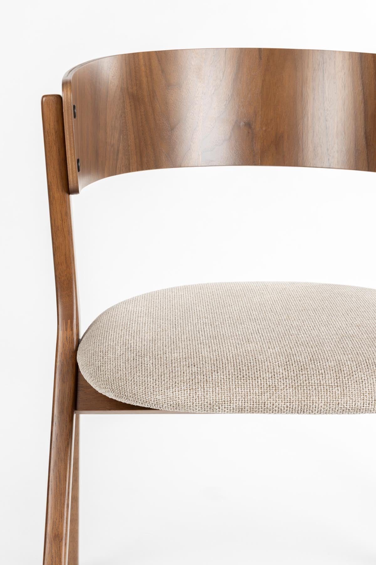 Stuhl Bresso in Beige präsentiert im Onlineshop von KAQTU Design AG. Stuhl ist von Dutchbone