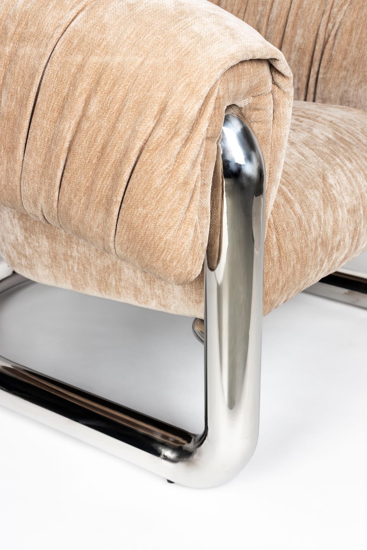 Sessel Marly in Silber präsentiert im Onlineshop von KAQTU Design AG. Sessel ist von Dutchbone