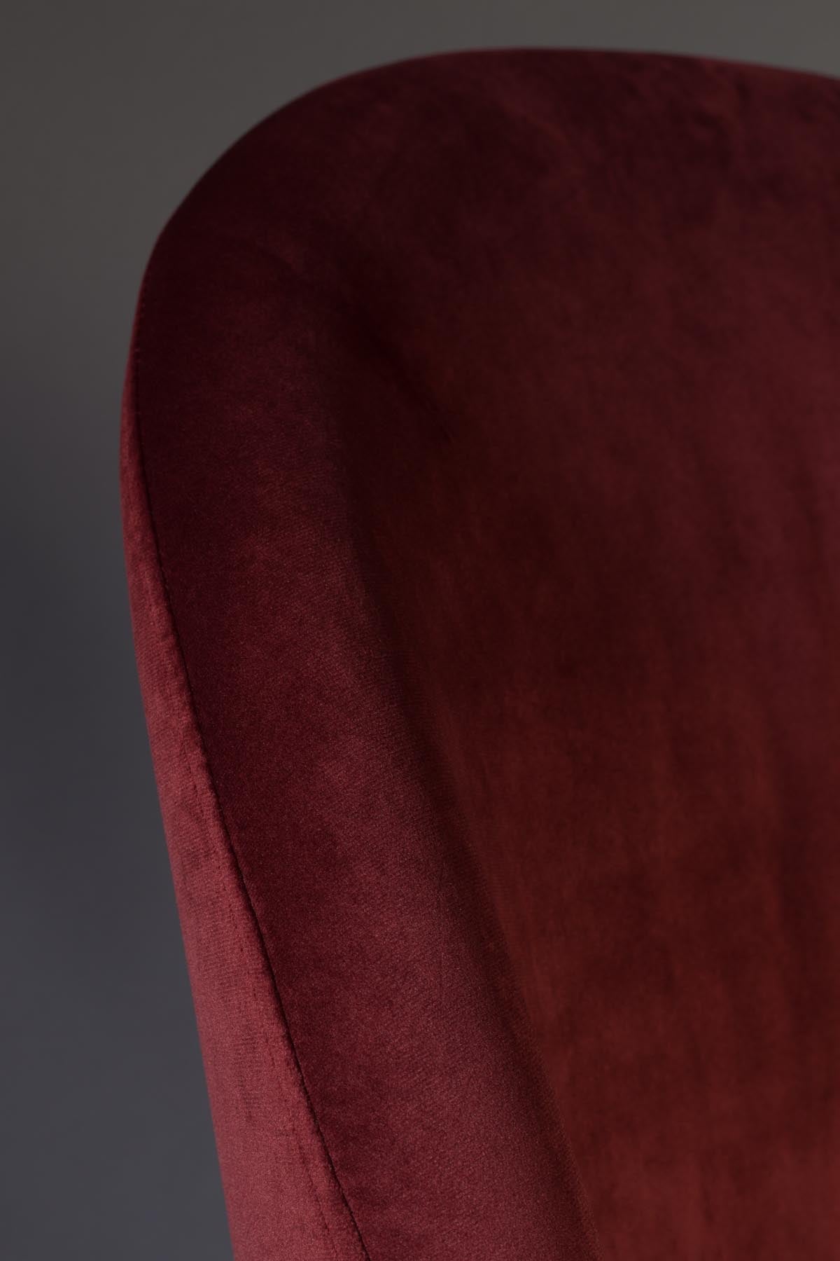 Stuhl Barbara in Rot präsentiert im Onlineshop von KAQTU Design AG. Stuhl ist von Dutchbone