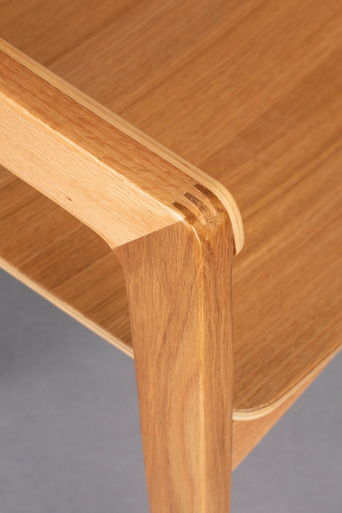 Stuhl Westlake in Natural präsentiert im Onlineshop von KAQTU Design AG. Stuhl mit Armlehne ist von Dutchbone
