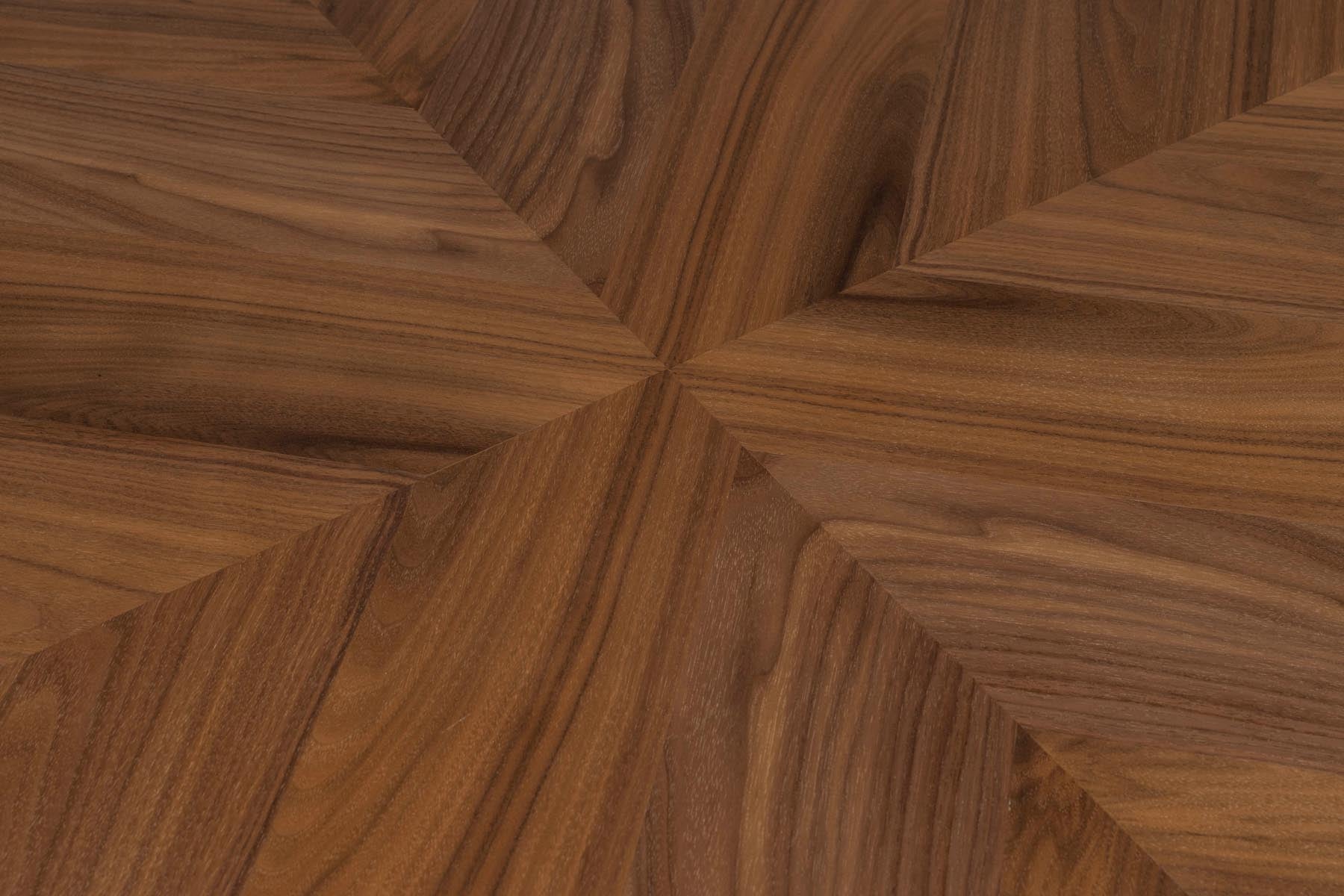 Tisch Clover 120' in Braun präsentiert im Onlineshop von KAQTU Design AG. Esstisch ist von Dutchbone
