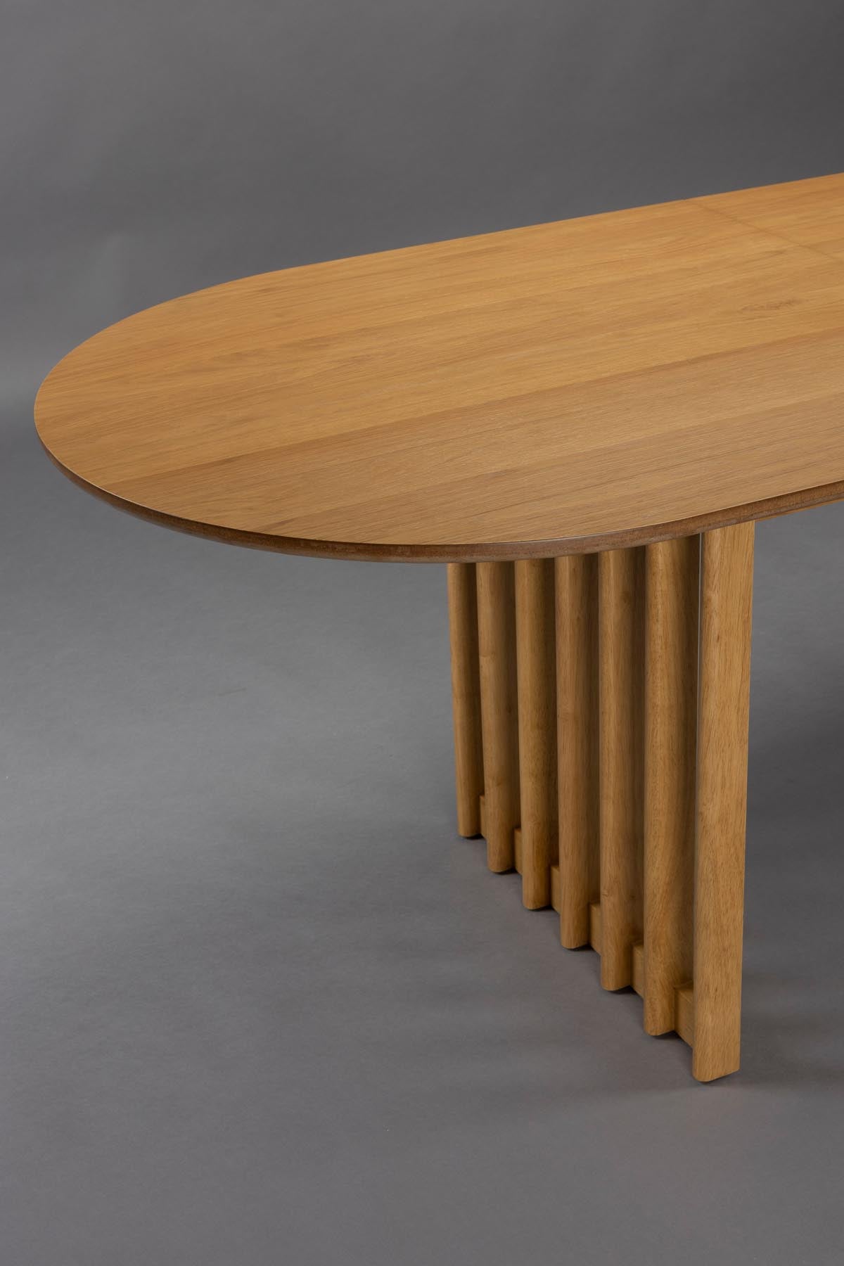 Tisch Barlet in Natur präsentiert im Onlineshop von KAQTU Design AG. Esstisch ist von Dutchbone