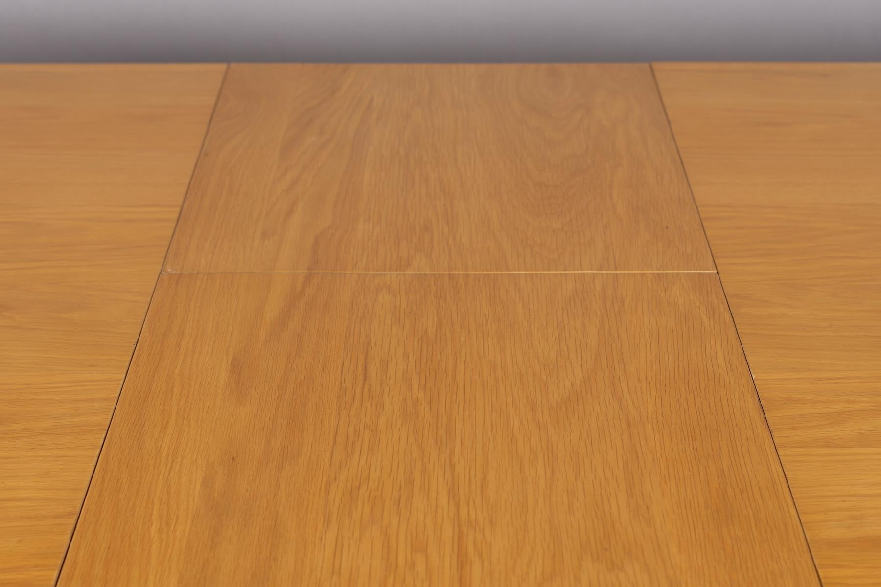 Tisch Barlet in Natur präsentiert im Onlineshop von KAQTU Design AG. Esstisch ist von Dutchbone