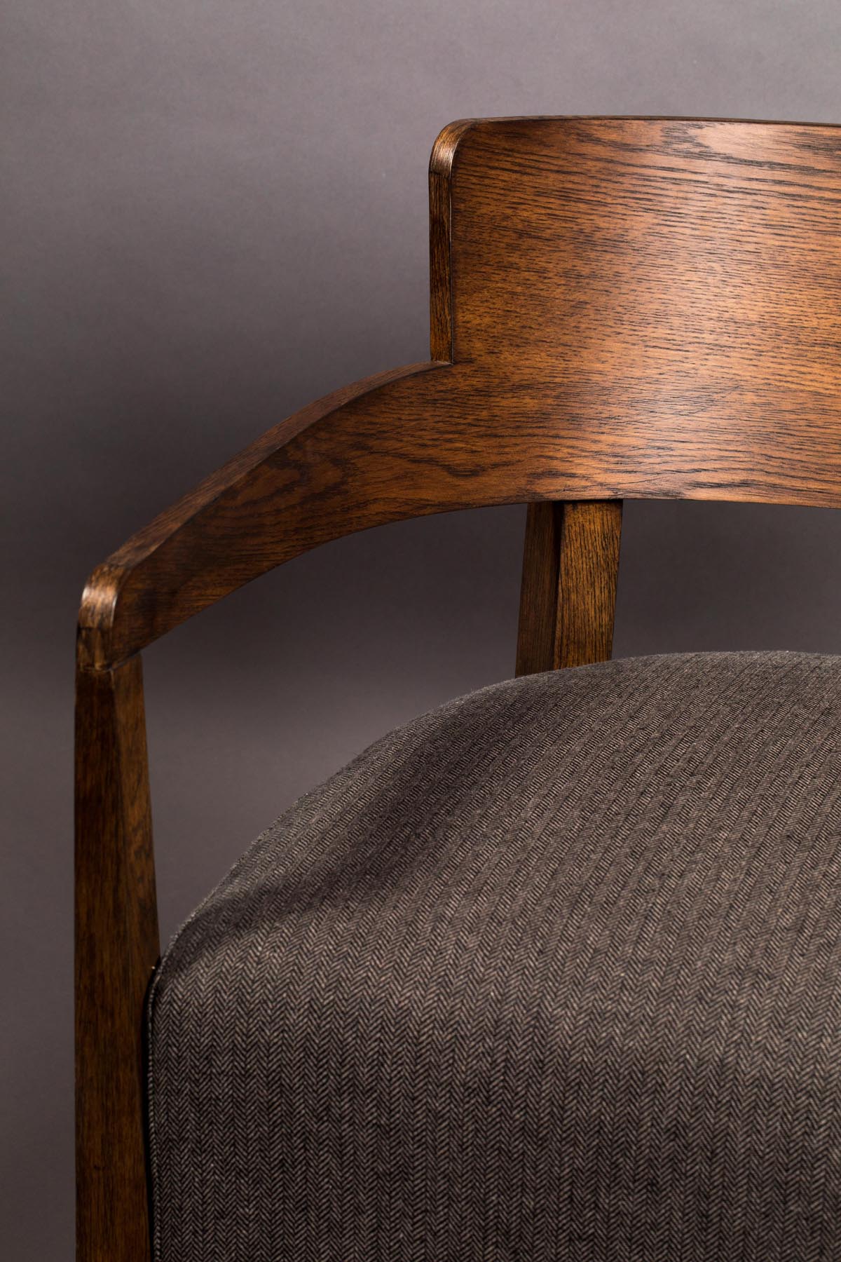 Loungesessel Duran in Grau präsentiert im Onlineshop von KAQTU Design AG. Sessel ist von Dutchbone