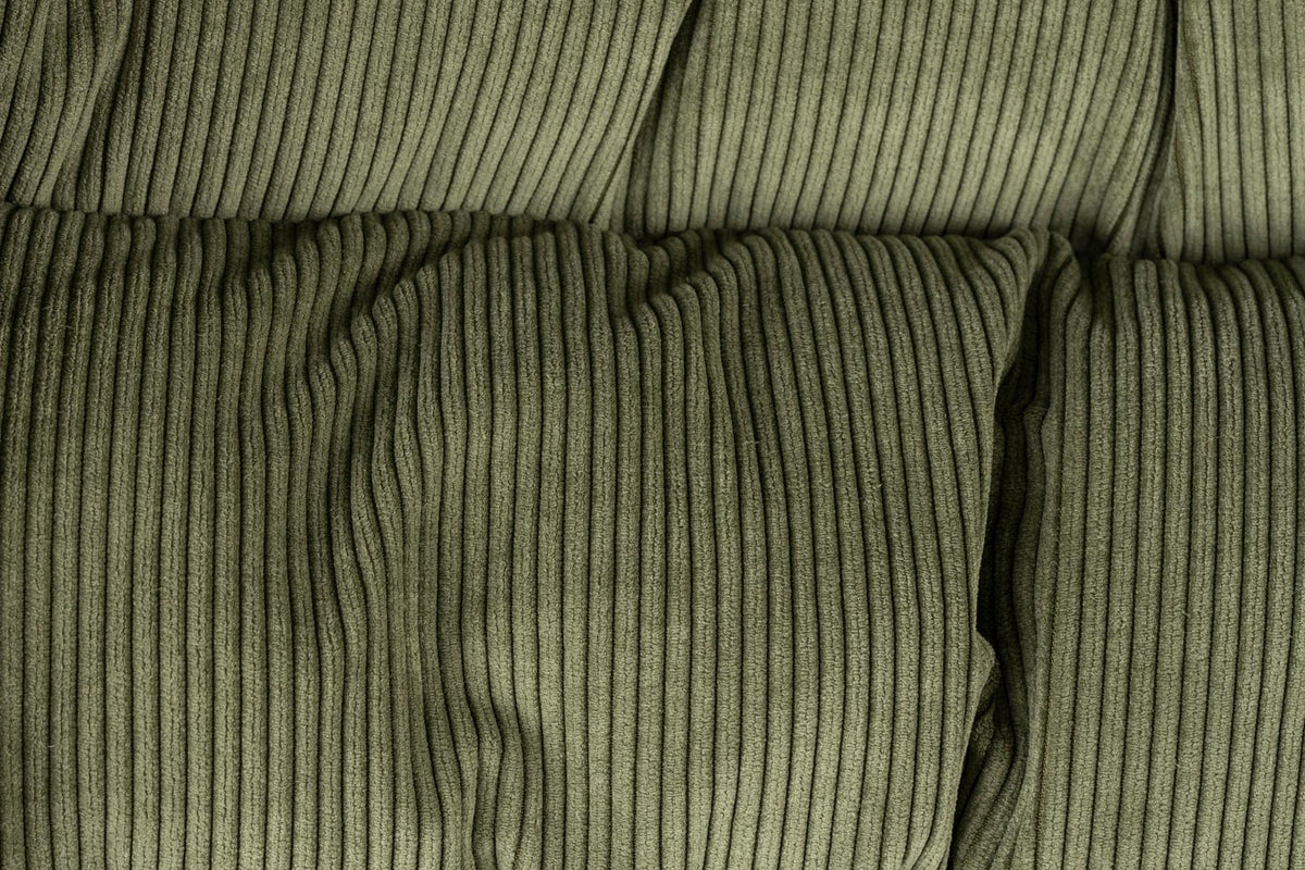 Lounge Chair Vince Green in Grün präsentiert im Onlineshop von KAQTU Design AG. Sessel ist von Dutchbone