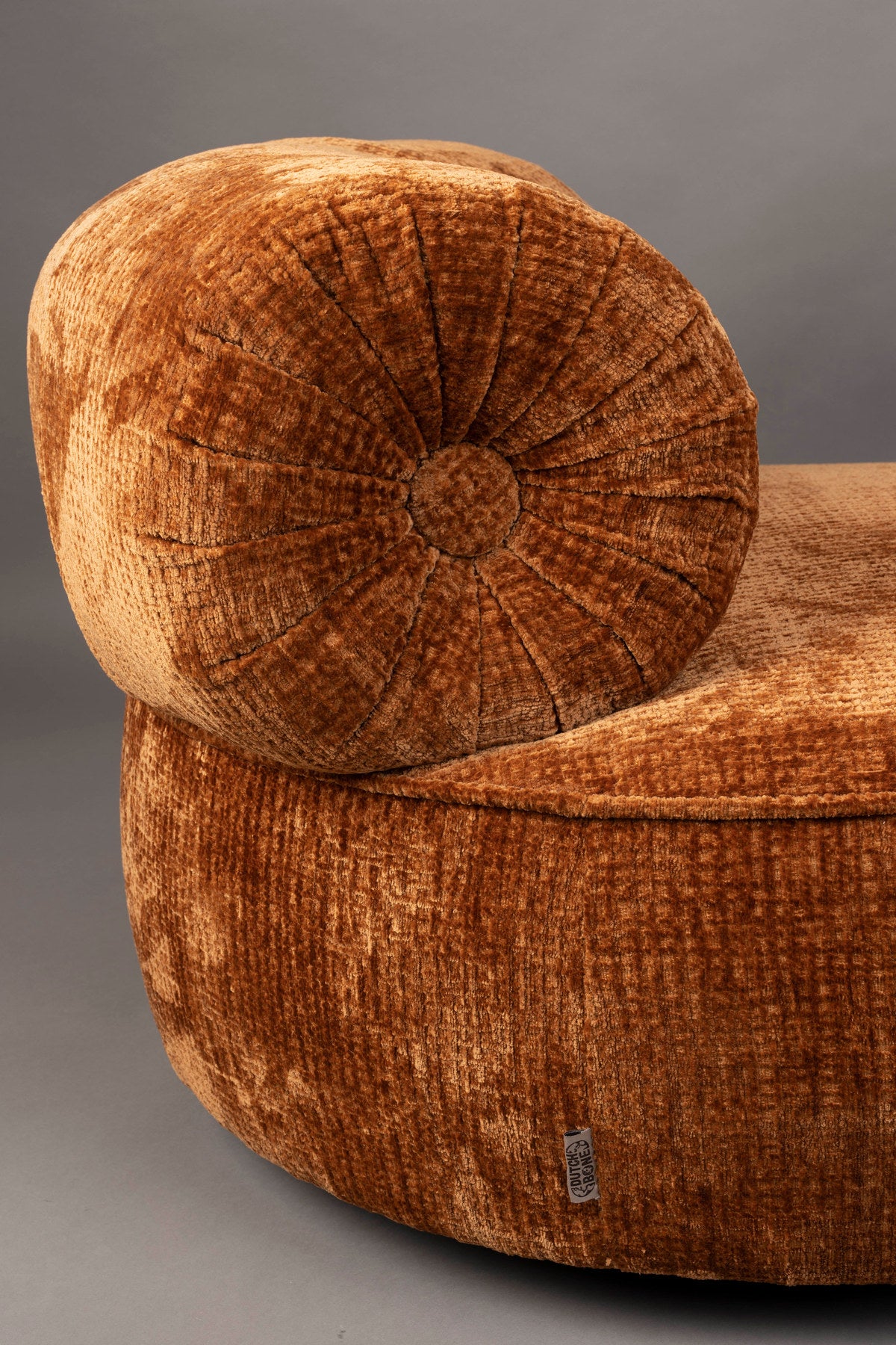 Sessel Tilbury in Burned Orange präsentiert im Onlineshop von KAQTU Design AG. Sessel ist von Dutchbone