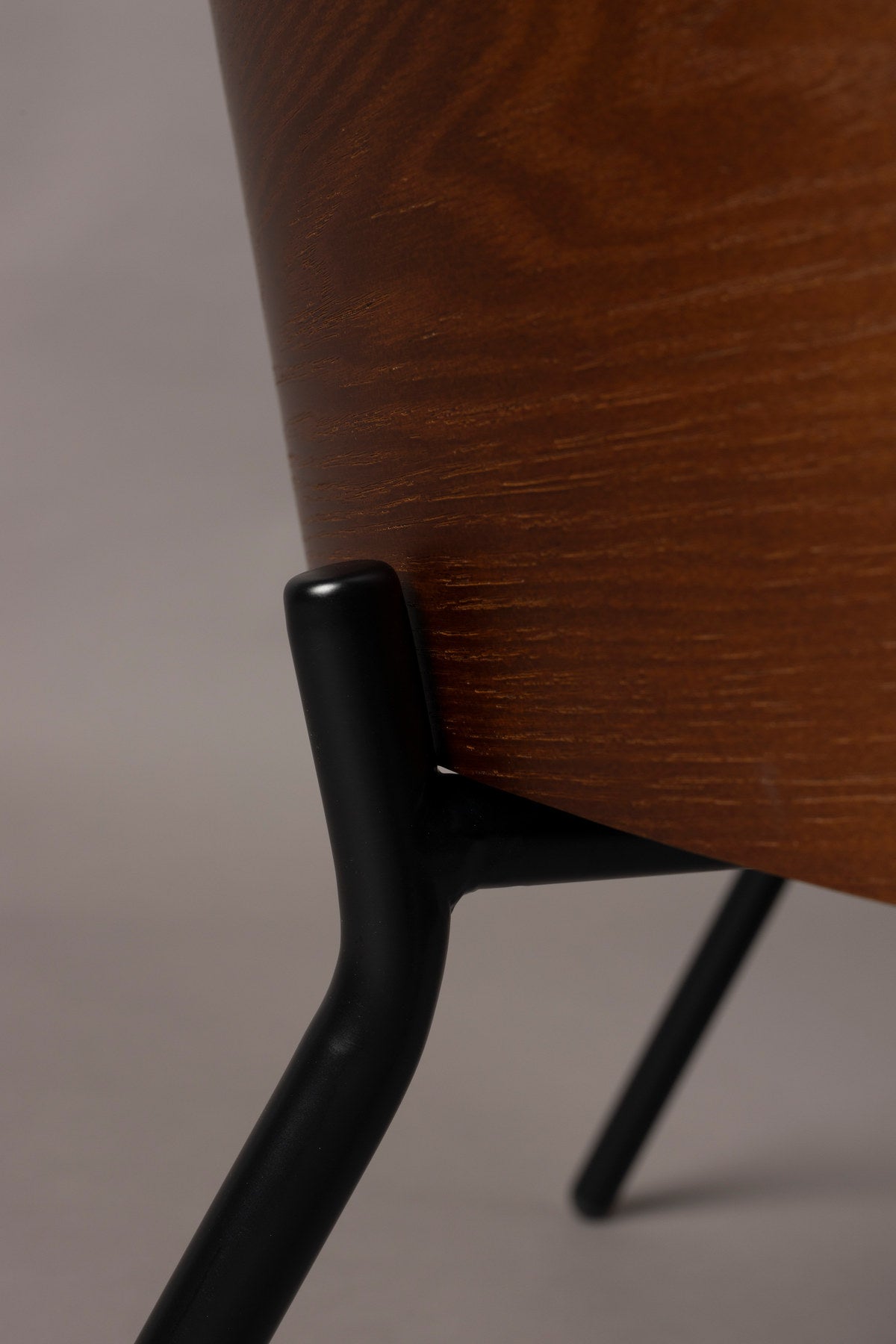 Sessel Rodin in Beige/Braun präsentiert im Onlineshop von KAQTU Design AG. Sessel ist von Dutchbone