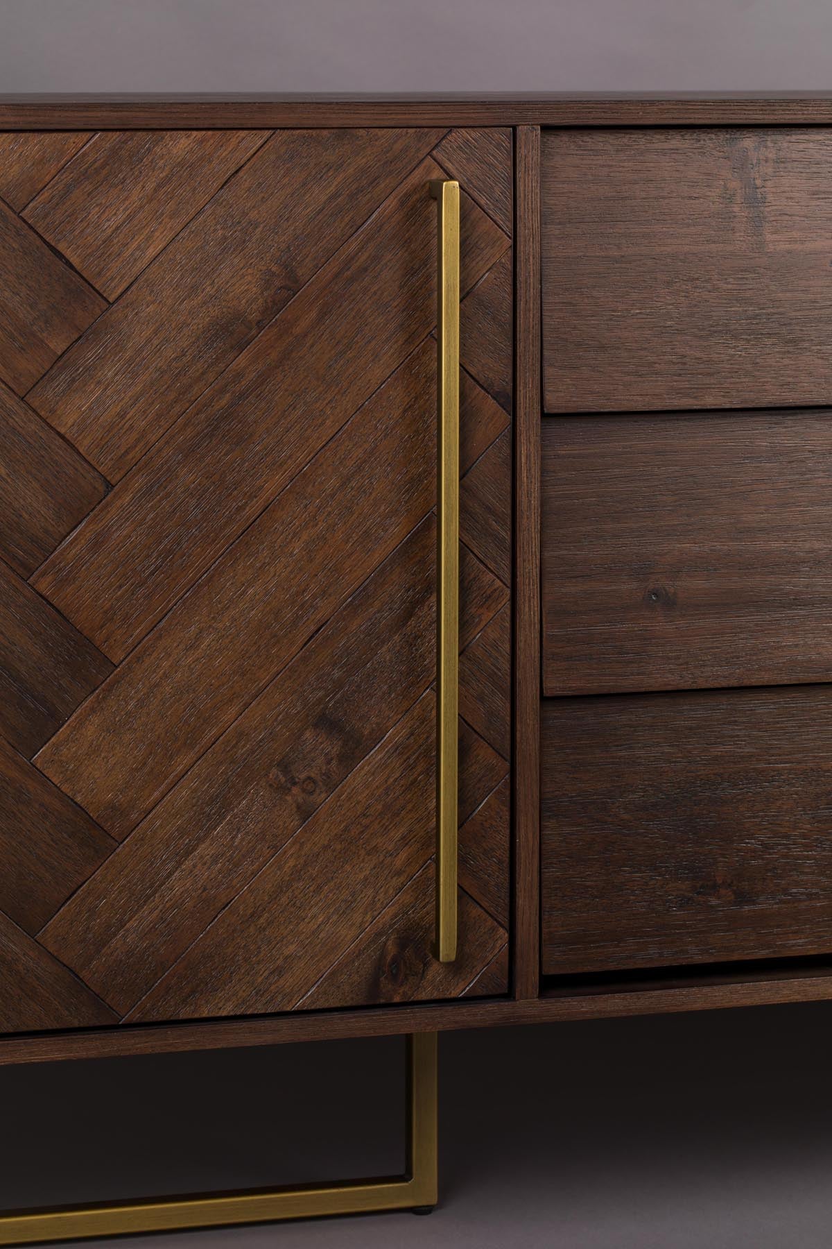 Sideboard Class High in Braun/Messing präsentiert im Onlineshop von KAQTU Design AG. Sideboard ist von Dutchbone