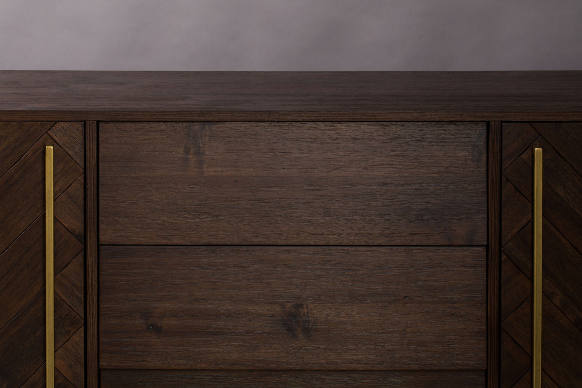 Sideboard Class High in Braun/Messing präsentiert im Onlineshop von KAQTU Design AG. Sideboard ist von Dutchbone