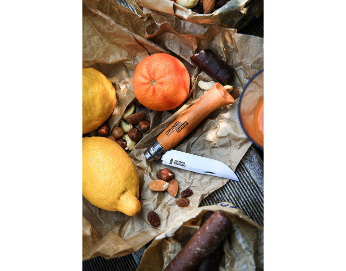 OPINEL Messer Nr. 8 8.5 cm Karbon-Stahl in Natur, Braun, Stahlgrau, Grau präsentiert im Onlineshop von KAQTU Design AG. Küchenmesser ist von OPINEL