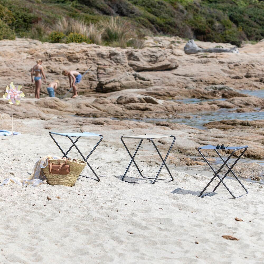 LAFUMA Hocker PH II ocean II Gestell titane in Ocean, Blau, Titane, Grau präsentiert im Onlineshop von KAQTU Design AG. Hocker Outdoor ist von LAFUMA