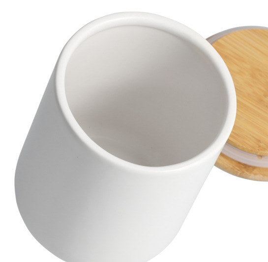 ZELLER PRESENT Vorratsdose mit Bambusdeckel weiss Steingut 670 ml in Natur, Braun, Weiss präsentiert im Onlineshop von KAQTU Design AG. Vorratsbehälter ist von ZELLER PRESENT