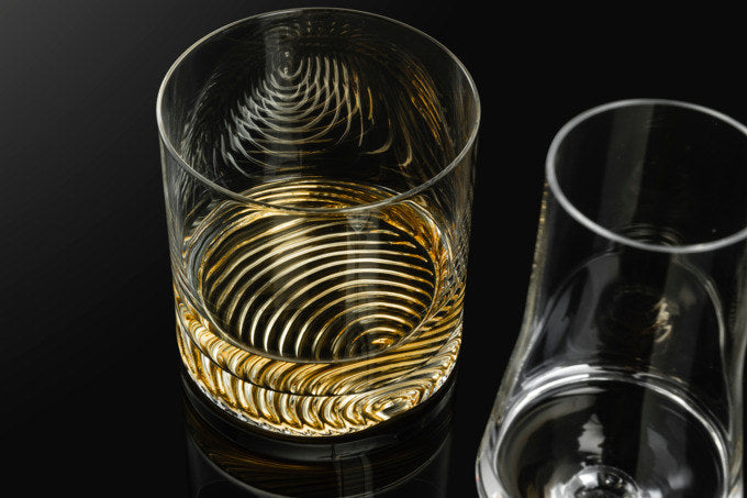 ZWIESEL GLAS Whiskyglas Echo 60 4 Stück in Transparent präsentiert im Onlineshop von KAQTU Design AG. Whiskygläser ist von ZWIESEL GLAS