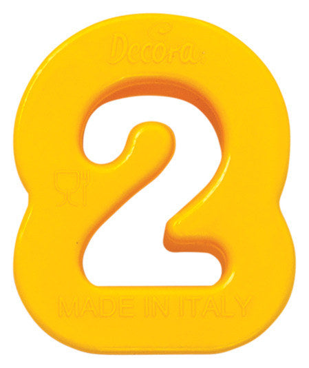 DECORA Ausstecher Buchstaben & Zahlen 36er in Box in Gelb präsentiert im Onlineshop von KAQTU Design AG. Ausstecher ist von DECORA