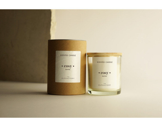 THE OLPHACTORY Duftkerze M Santal 200 g 40 h in Braun präsentiert im Onlineshop von KAQTU Design AG. Duftkerze ist von THE OLPHACTORY