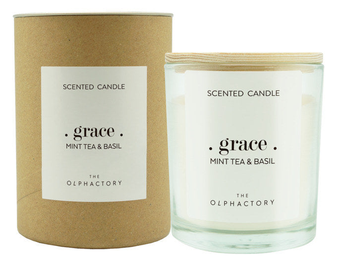THE OLPHACTORY Duftkerze M Mint Tea & Basil 200 g 40 h in Braun präsentiert im Onlineshop von KAQTU Design AG. Duftkerze ist von THE OLPHACTORY