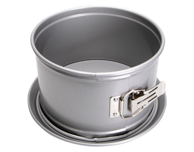 STÄDTER Springform hoch ø 18x10.5 cm silber We love Baking in Silber präsentiert im Onlineshop von KAQTU Design AG. Springformen ist von STÄDTER