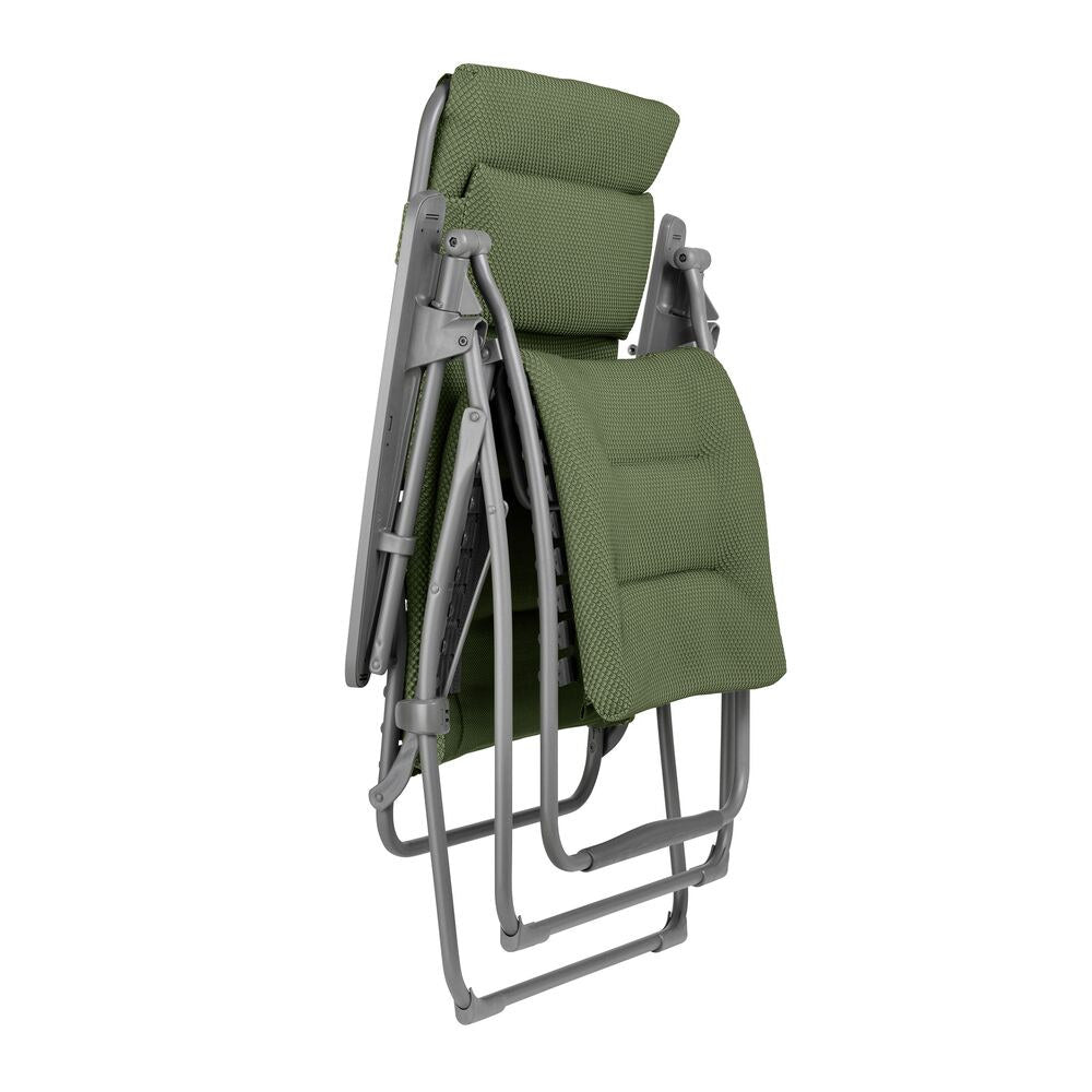 Relaxsessel LAFUMA Relax 803 XL in Olive mit Gestell in Titane, Stahlrohrkonstruktion, Kunstharz-Armlehnen und dreilagiger Polsterung mit Kopfstütze.