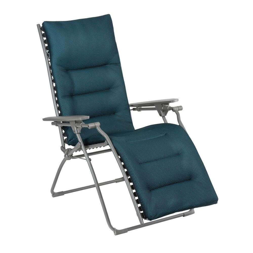 LAFUMA Relaxsessel Relax 1003 in Bleu encre mit Gestell aus Stahlrohr in Titane, Armlehnen aus Kunstharz, Klappsessel für Innen- und Aussenbereich