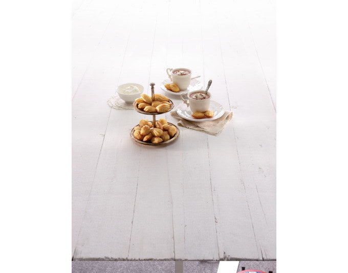 LÉKUÉ Madeleinesform Mini 20er Silikon 30x17.5 cm schwarz in Schwarz präsentiert im Onlineshop von KAQTU Design AG. Kuchenformen ist von LEKUE