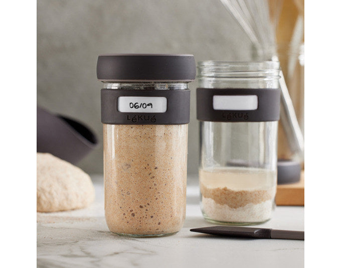 LÉKUÉ Sauerteig Starter-Set in  präsentiert im Onlineshop von KAQTU Design AG. Einmachgläser ist von LEKUE