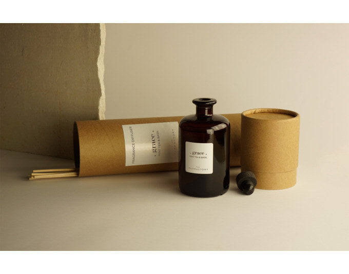 THE OLPHACTORY Raumduft Mint Tea & Basil 500 ml in Transparent präsentiert im Onlineshop von KAQTU Design AG. Duftöl ist von THE OLPHACTORY