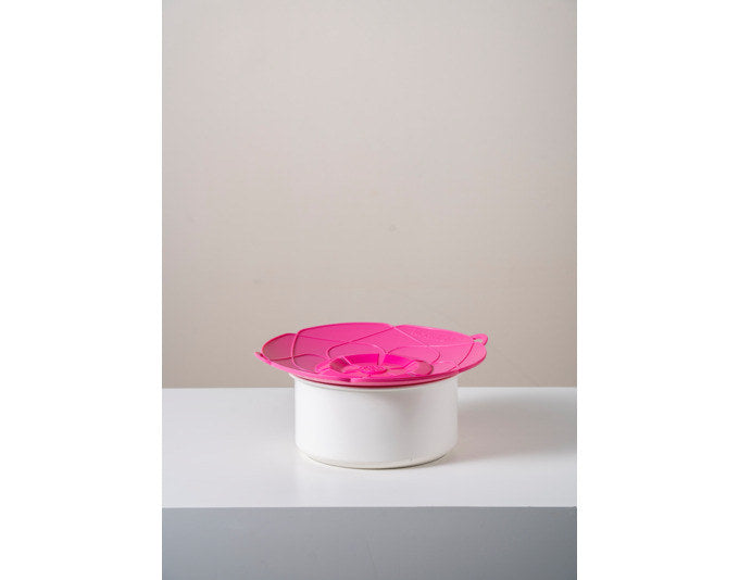 KOCHBLUME Deckel M ø 25.5 cm pink in Pink, Rot präsentiert im Onlineshop von KAQTU Design AG. Pfannendeckel ist von KOCHBLUME